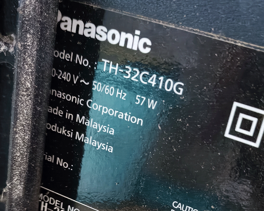 TV LED PANASONIC 32C410G TIDAK ADA TAMPILAN ( LAYAR GELAP )